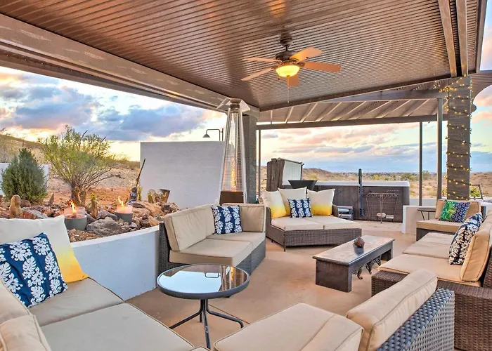Casita 11 Mi To Dtwn: Pool, Spa, Hiking, Views Holiday home Phoenix