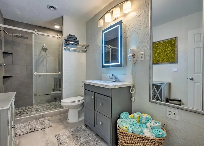 Holiday home Casita 11 Mi To Dtwn: Pool, Spa, Hiking, Views