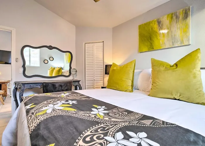 Casita 11 Mi To Dtwn: Pool, Spa, Hiking, Views Holiday home *