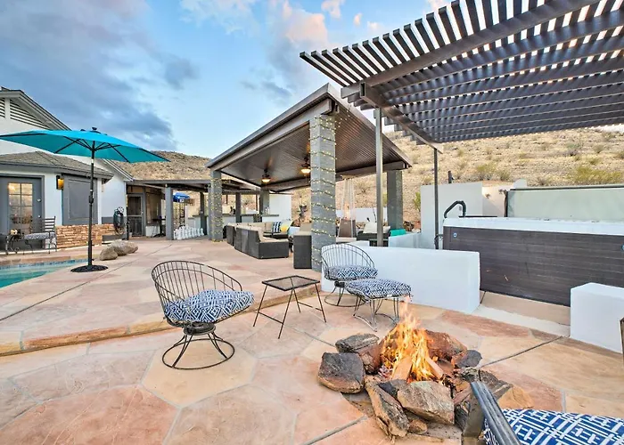 Holiday home Casita 11 Mi To Dtwn: Pool, Spa, Hiking, Views